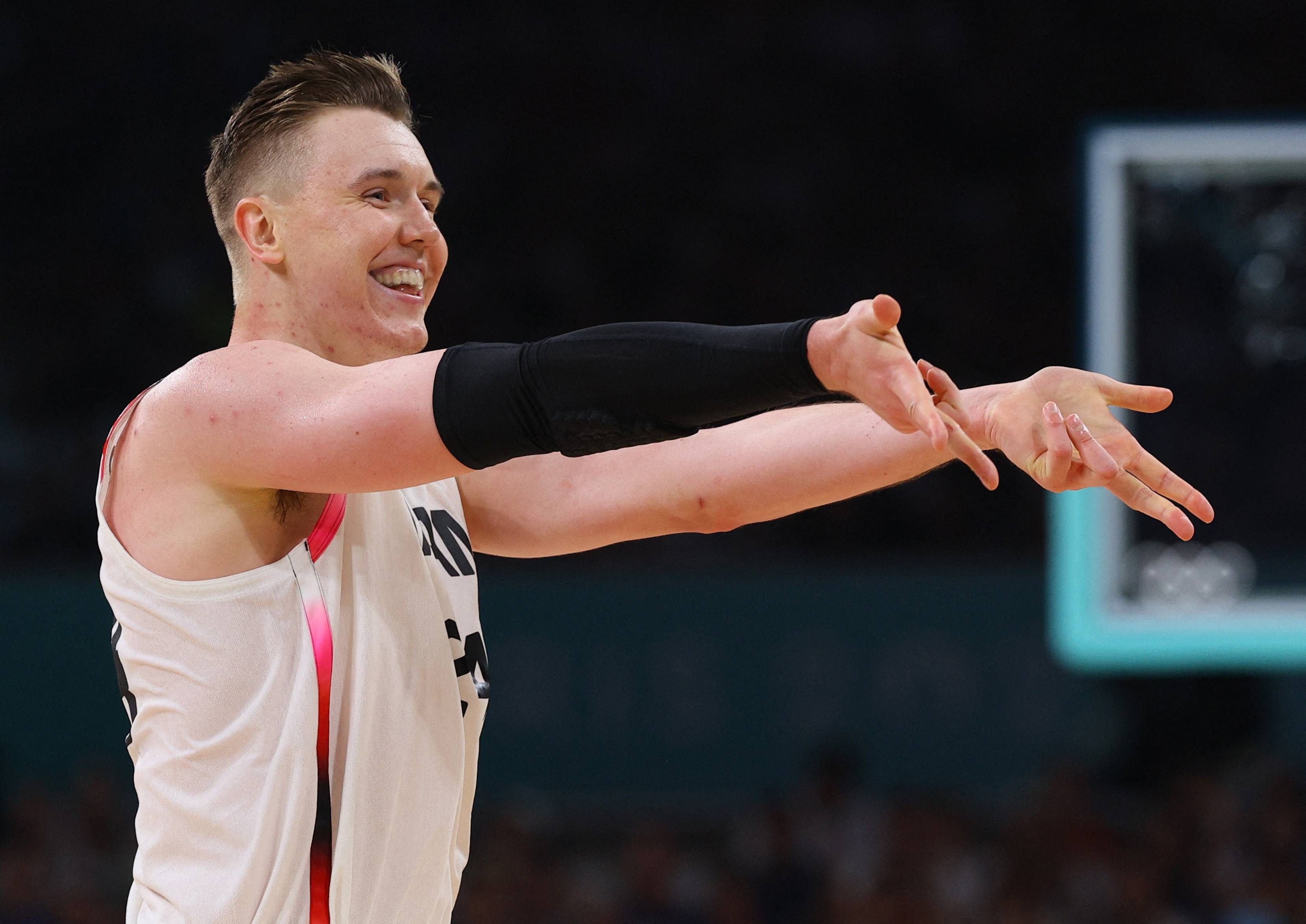 澳大利亚男篮绝杀奇才,威斯布鲁克惊艳世界 澳大利亚男篮绝杀奇才,威斯布鲁克惊艳世界