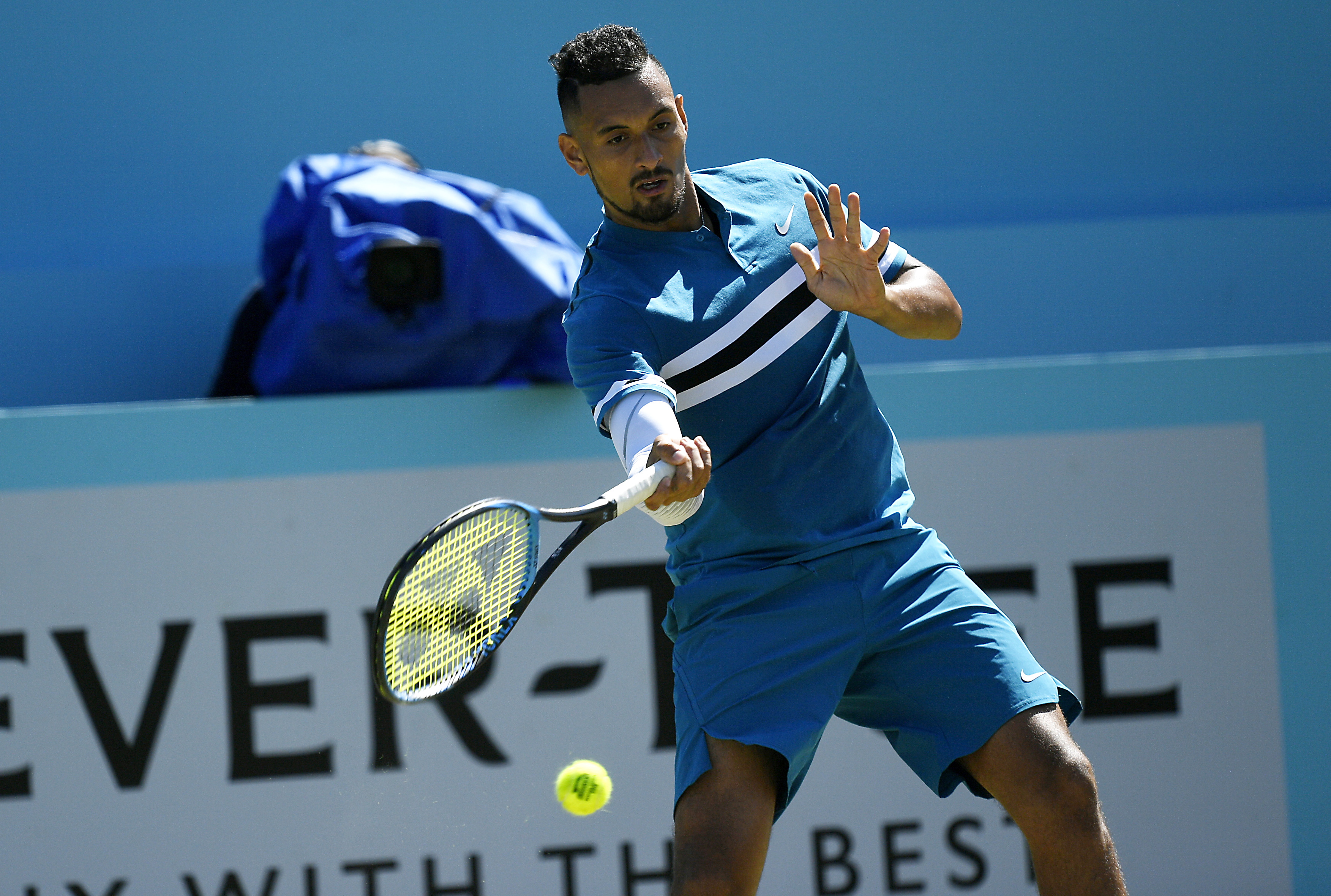 关于法国网球队险胜意大利网球队,克耶高斯关键制胜的信息 关于法国网球队险胜意大利网球队,克耶高斯关键制胜的信息