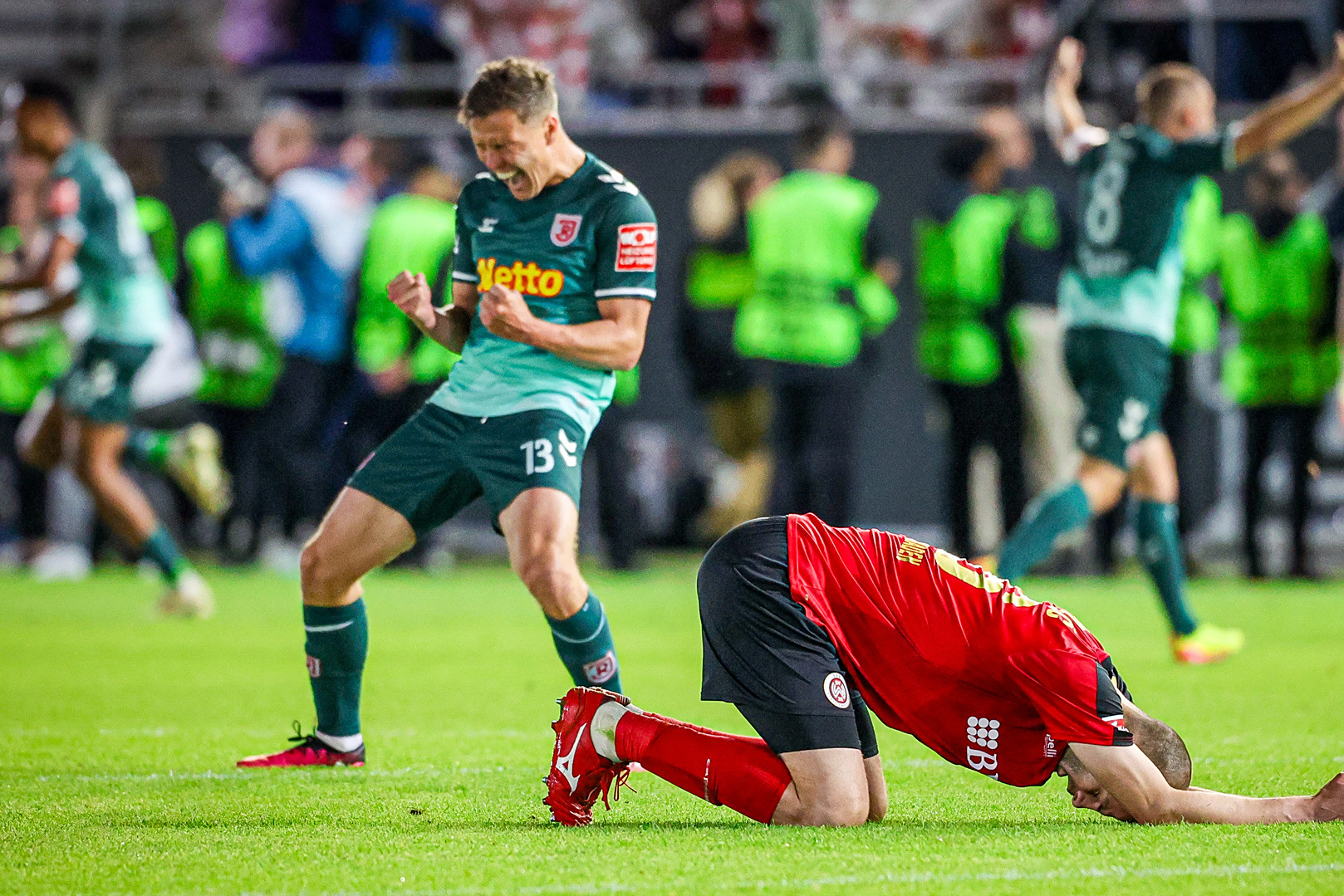 爱游戏入口-包含威廉姆斯碾压哈斯车队，拉塞尔点燃赛场的词条