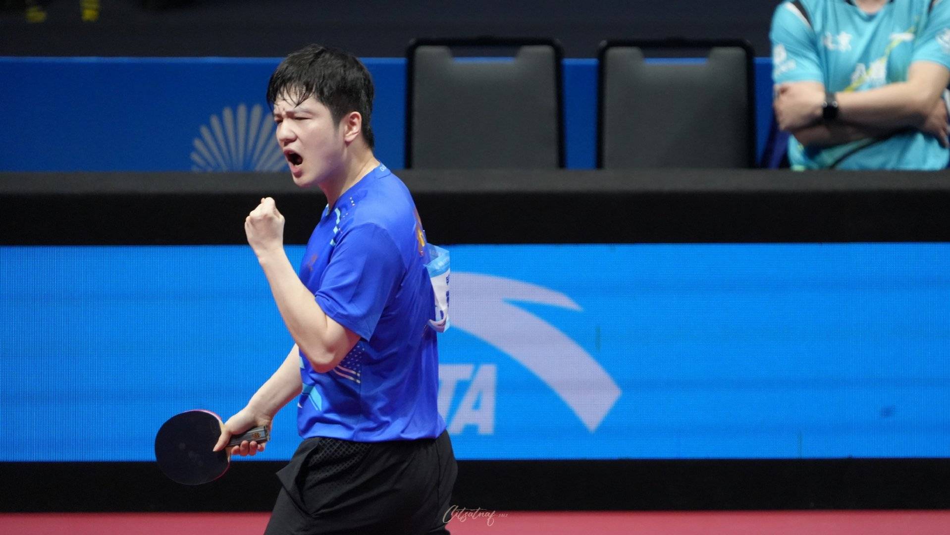 爱游戏娱乐-法国队险胜中国队，樊振东统治全场