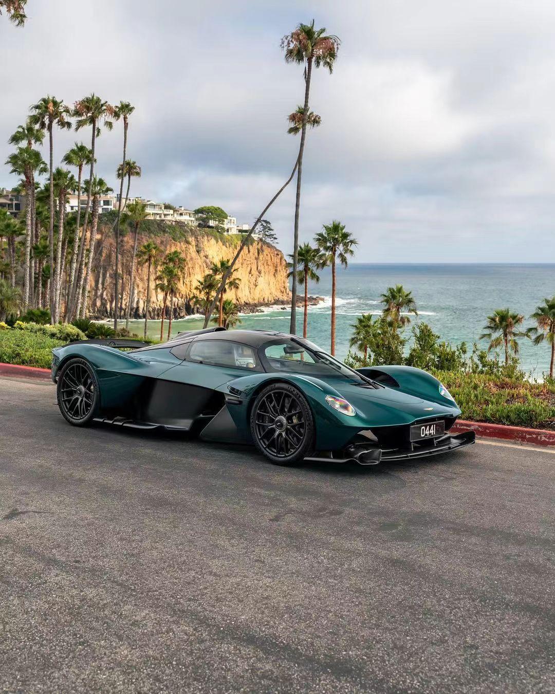 雷诺车队力克阿斯顿马丁，诺里斯高光表现