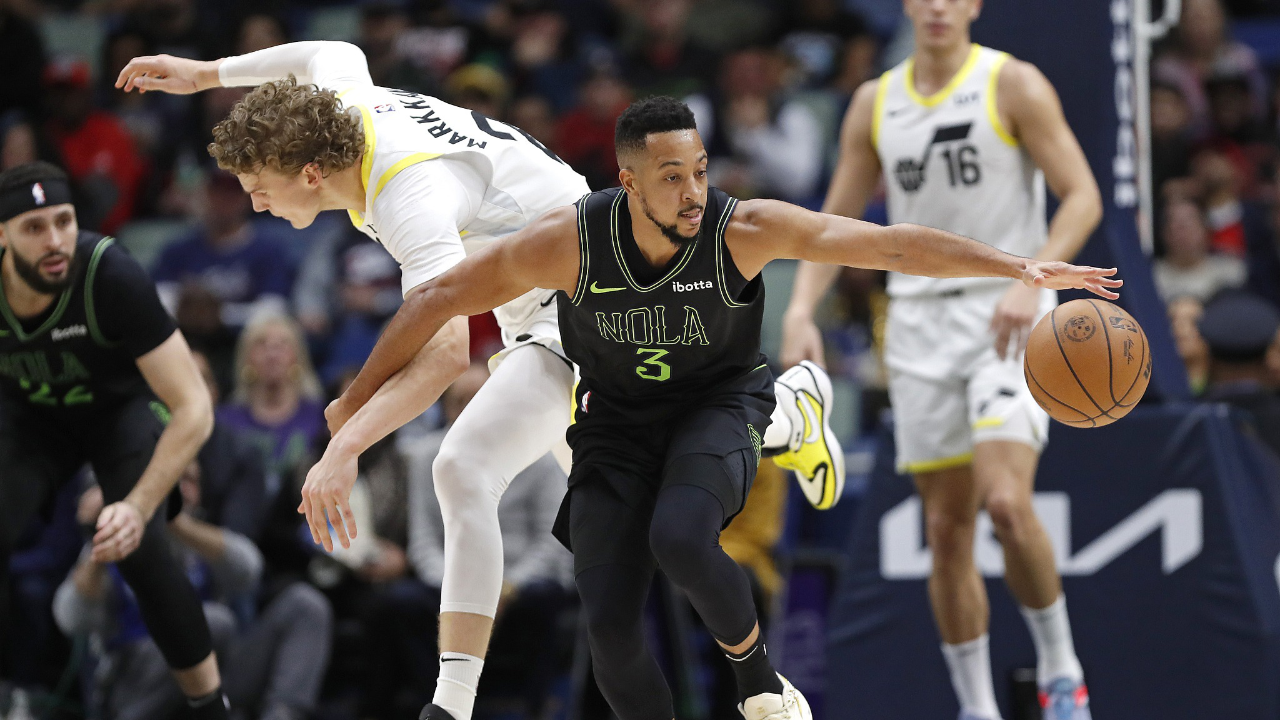 爵士横扫猛龙，麦科勒姆惊艳四座