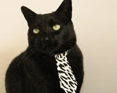 爱游戏下载-末节决胜！乔治关键回合连取9分，活塞险胜雄鹿取赛季首胜