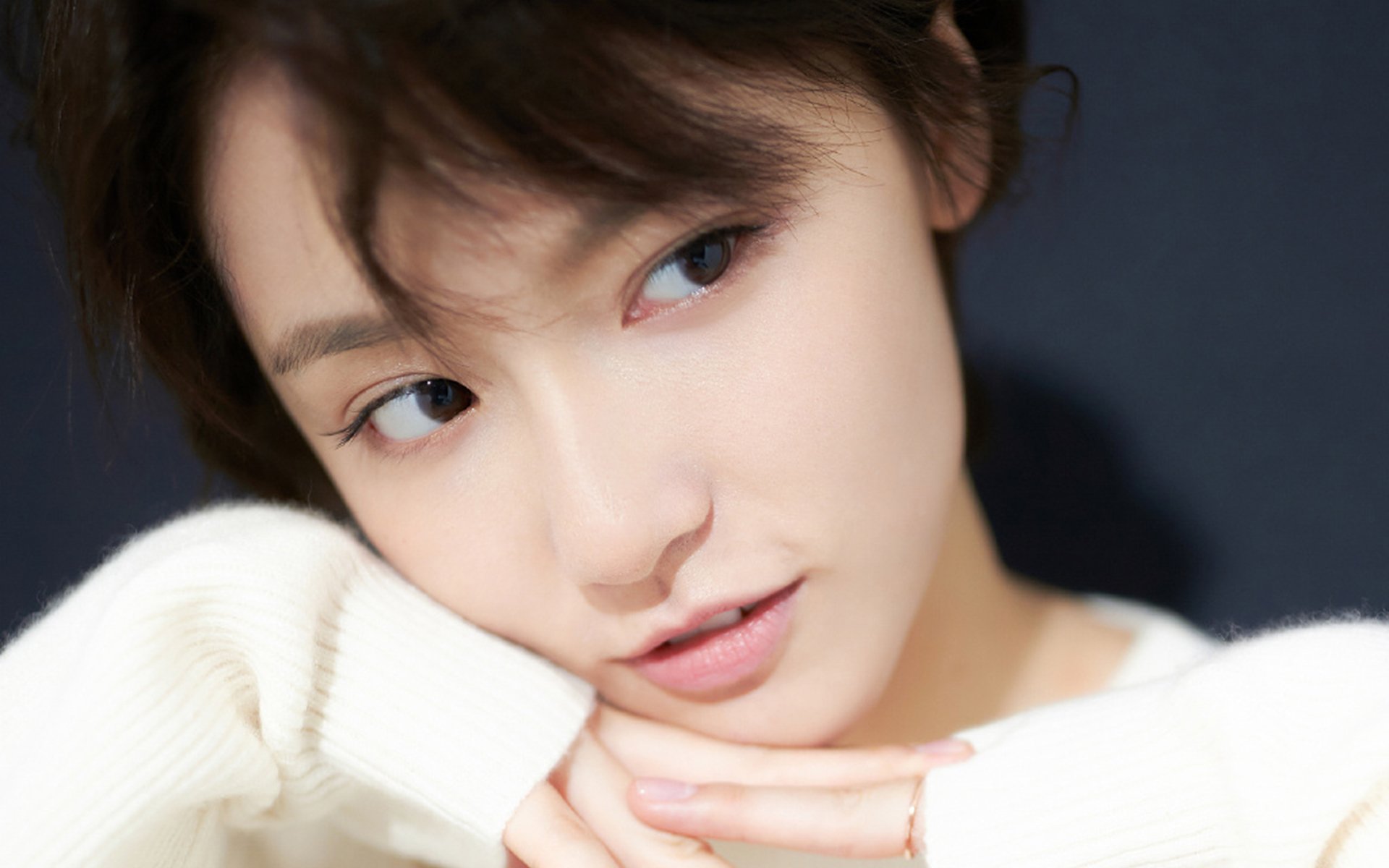 碾压中的那一抹上帝之发,当厄瓜多尔屠杀罗马尼亚,德布劳内如何用一脚世界波定义D组的唯一法则?